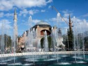 «Ασφαλείς οι γερανοί στην Αγία Σοφία», λέει το Επιστημονικό Συμβούλιο