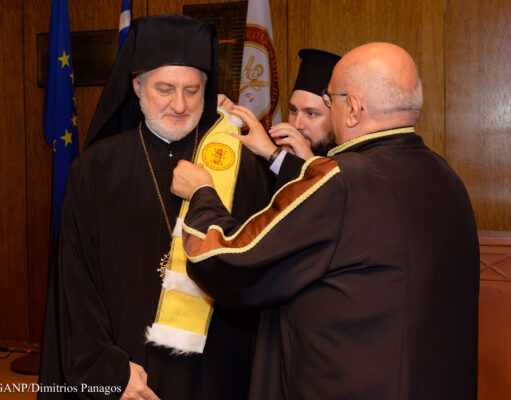 Ο Αρχιεπίσκοπος Αμερικής Ελπιδοφόρος αναγορεύθηκε Επίτιμος Διδάκτορας του Πανεπιστημίου Πατρών