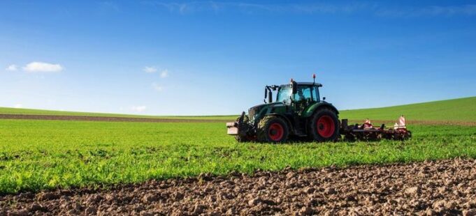 Υπ. Αγρoτικής Ανάπτυξης: 11 ερωτήσεις – απαντήσεις για τα 3,7 δισ. που καταβάλλονται στους αγρότες το 2025