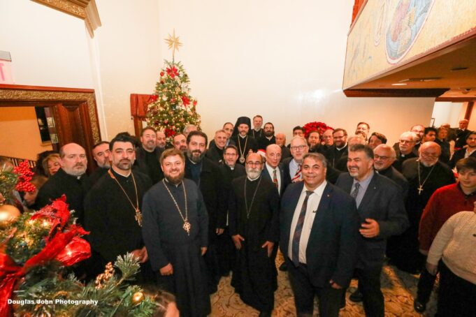 Metropolis of New Jersey Hosts Annual Christmas Tree Lighting