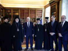 Με τον Πρόεδρο της Δημοκρατίας Κ. Τασούλα συναντήθηκε ο Αρχιεπίσκοπος Ελπιδοφόρος