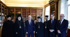 Με τον Πρόεδρο της Δημοκρατίας Κ. Τασούλα συναντήθηκε ο Αρχιεπίσκοπος Ελπιδοφόρος