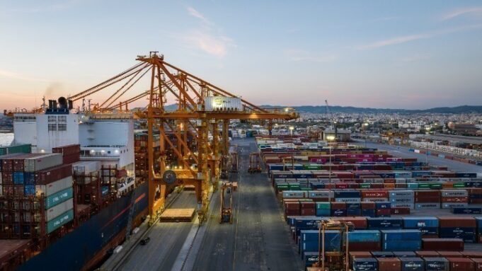 Greek Exports to the United States Hold Steady Despite Trump’s Tariff Escalation