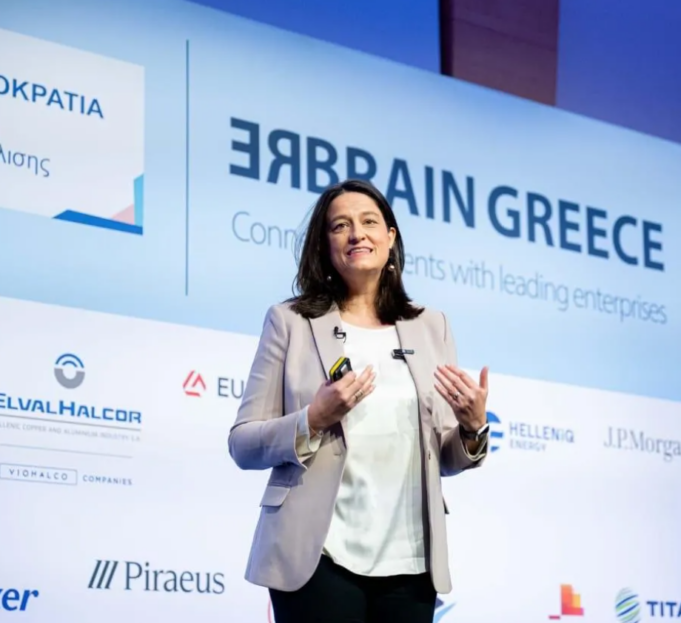 Rebrain Greece: Η Ελλάδα καλεί τους Έλληνες του εξωτερικού να επιστρέψουν – Τι λέει στο GNUSA η Υπουργός Νίκη Κεραμέως