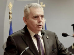 Μ. Χαρακόπουλος: Απειλή για τον ευρωπαϊκό τρόπο ζωής η ισλαμική μαντίλα