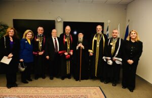 Το ΑΠΘ τίμησε τον Αρχιεπίσκοπο Δημήτριο με το έμβλημα «Άγιος Δημήτριος»