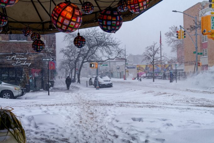 Τους 30 έφτασαν οι νεκροί από το πολικό ψύχος που πλήττει τη χώρα