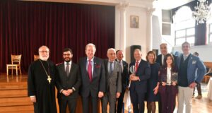 Το Ελληνικό Κογκρέσο Αμερικής τίμησε τους Νικ Γκρέγκορι και δρα Δέσποινα Αφεντούλη