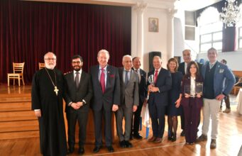 Το Ελληνικό Κογκρέσο Αμερικής τίμησε τους Νικ Γκρέγκορι και δρα Δέσποινα Αφεντούλη