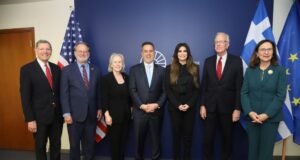 Συνάντηση Σ. Παπασταύρου με αντιπροσωπεία του Κογκρέσου των ΗΠΑ