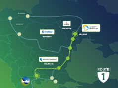 Ο «Κάθετος Διάδρομος» φέρνει κοινό εορτασμό Ευρωπαίων και Αμερικανών