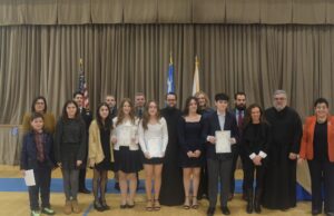 Απονεμήθηκαν τα Πιστοποιητικά Ελληνομάθειας στη Βιρτζίνια