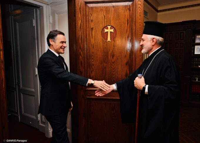 Εθιμοτυπική επίσκεψη του νέου Πρέσβη της Ελλάδος στις ΗΠΑ στον Αρχιεπίσκοπο