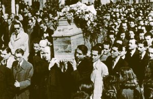 Σαν σήμερα πριν 83 χρόνια, στερνή κατοικία του Κ. Παλαμά έγινε το φέρετρο που πάνω του ακούμπησε η Ελλάδα