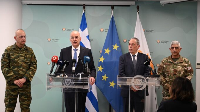 Dendias: Greece will assist in the defense of Cyprus in every possible way