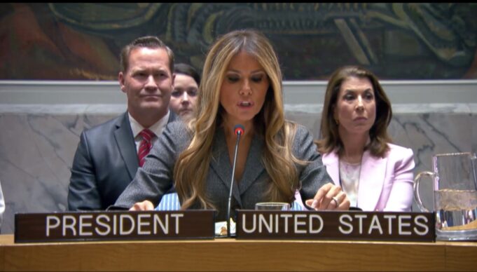 Μελάνια Τραμπ στο Συμβούλιο Ασφαλείας: “H ειρήνη δεν χρειάζεται να είναι εύθραυστη”