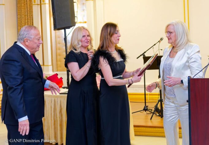 Βράβευση της Ευτυχίας Πυλαρινού -Πάιπερ από το Δίκτυο Γυναικών του Παγκυπρίου