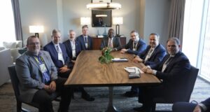 Συνάντηση Στ. Παπασταύρου με Chevron: Σεισμικές έρευνες νοτίως της Κρήτης έως το τέλος του 2026