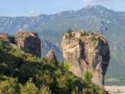 Λέσβος και Καλαμπάκα: Τι ενώνει ένα νησί του Αιγαίου με τα Μετέωρα