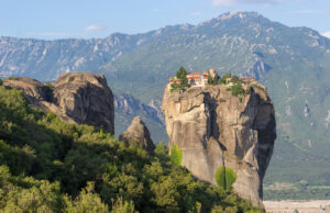 Λέσβος και Καλαμπάκα: Τι ενώνει ένα νησί του Αιγαίου με τα Μετέωρα