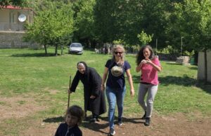 Γυναίκες που κράτησαν όρθιες μικρές τοπικές κοινωνίες – Η γιαγιά Κωνστάντω