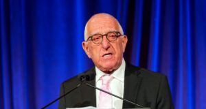 Ν. Κακλαμάνης σε ομογενείς: Υπήρξατε φωνή της Ελλάδας όταν η πατρίδα τη χρειαζόταν