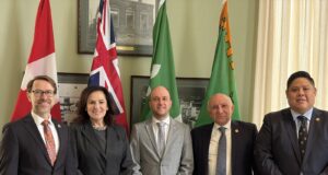 Ενημέρωση μελών του Κοινοβουλίου του Οντάριο για το Οικουμενικό Πατριαρχείο