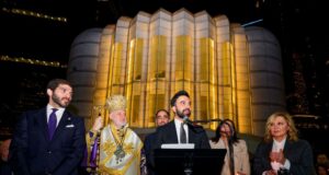 Ο Δήμαρχος Μαμντάνι στον Άγιο Νικόλαο WTC