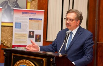 Lecture on “Cyprus in the Fire of 1821” by Parade Chairman Lou Katsos at the Stathakion