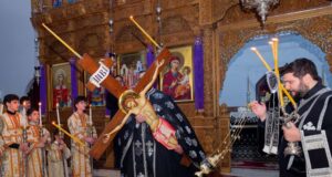 Στον Τίμιο Σταυρό του Whitestone για την Ακολουθία των Αχράντων Παθών