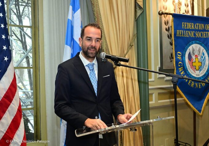 Στη Νέα Υόρκη ο Περιφερειάρχης Δυτικής Ελλάδας Νεκτάριος Φαρμάκης