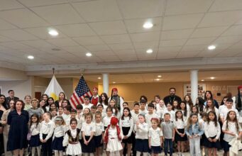 Μεγάλη τιμή για την κοινότητα του Αγίου Δημητρίου η παρουσία των Ευζώνων, λέει ο π. Αλέξανδρος