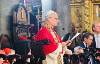 «Φτάνει με την ειδωλολατρία του χρήματος, φτάνει με την επίδειξη ισχύος», είπε ο Πάπας Λέων σε ολονύκτια προσευχή για την ειρήνη