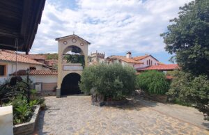 Πάσχα σε μοναστικούς τόπους ιστορίας, κατάνυξης και φυσικής ομορφιάς
