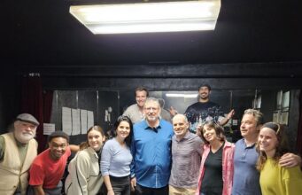 H Κρήτη και η Κνωσός έρχονται στο Broadway με την Ελεάννα Φινοκαλιώτη και τον Φίλιπ Βλαχάκη