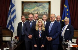 Συνάντηση αντιπροσωπείας του AHI με την Επιτροπή Ελληνισμού της Διασποράς