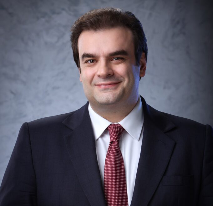 Pierrakakis: Greece has the fastest debt decline in the world