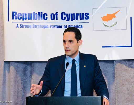 Λετυμπιώτης: Στόχος μια άτυπη συνάντηση να είναι «το σκαλοπάτι» για επανέναρξη συνομιλιών