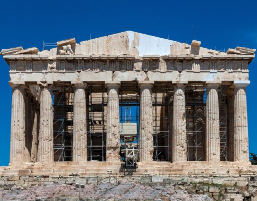 ΥΠΠΟ: Ολοκληρώθηκε η αποκατάσταση του δυτικού αετώματος του Παρθενώνα