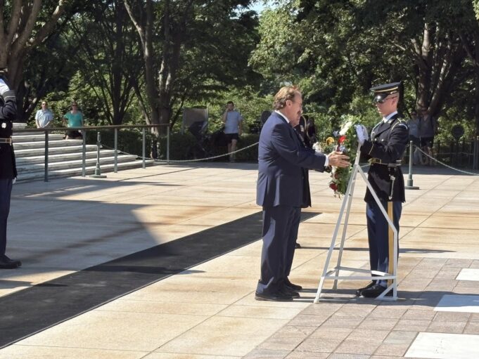 AHEPA Honors Fallen Heroes at Arlington National Cemetery