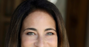 Tina Randolph Contogenis talks about her Greek heritage and being a talent agent in Hollywood