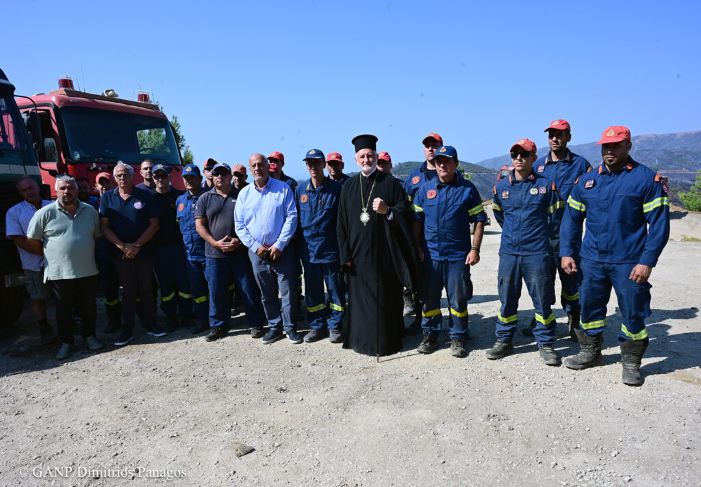 H.E. Archbishop Elpidophoros accompanied by the Mayor of Chios Ioannis Malafis met with Konstantinos Psaros, Lieutenant General of the Fire Department, Coordinator of Operations for the Aegean,and Crete in Chios on August 16th, 2025.