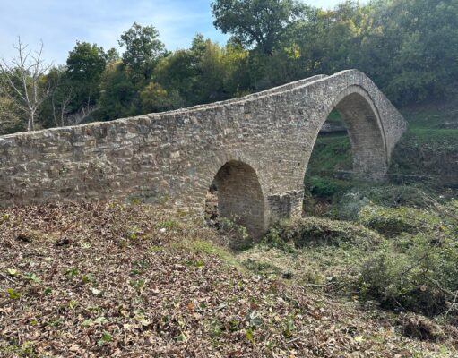 Νέα πνοή στο ιστορικό «Γεφύρι του Ψύρρα» στα Μετέωρα