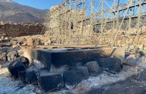 Αυτοψία της Λ. Μενδώνη στα Αιγόσθενα για τις επιπτώσεις της πυρκαγιάς