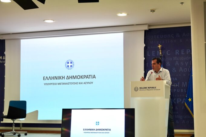 Θ. Πλεύρης στο Breitbart News: «Το μήνυμα από τους πολίτες μας είναι ξεκάθαρο: Φτάνει πια»