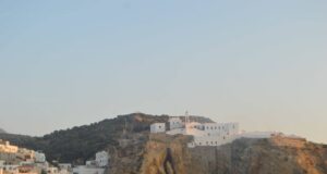 Δεκαπενταύγουστος στα Δωδεκάνησα: Τα έθιμα και οι παραδόσεις που ενώνουν τα νησιά