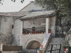 Μεταξύ ουρανού και γης η Μονή Παναγίας Πελεκητής στα Άγραφα