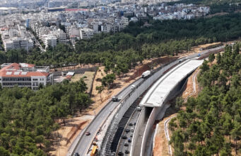 Ν. Ταχιάος: Τον Μάιο του 2027 η παράδοση του FlyOver – Πάνω από 60% η πρόοδος του έργου – Ποιες οι τεχνικές «εκπλήξεις» Thessaloniki, Greece Construction of the fly over, major project to ease the traffic. The Ring road is getting a new look with a major highway in construction.