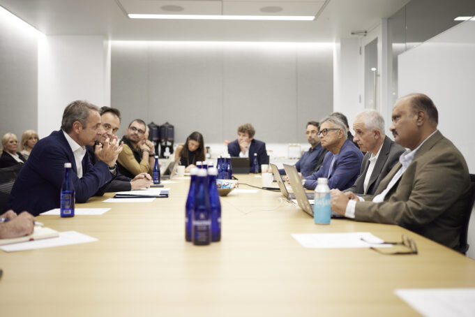 PM Mitsotakis visits Nvidia, Sequoia Capital HQs in California, meets top executives