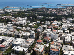 Municipality of Rhodes offers financial incentives to attract doctors to hospital